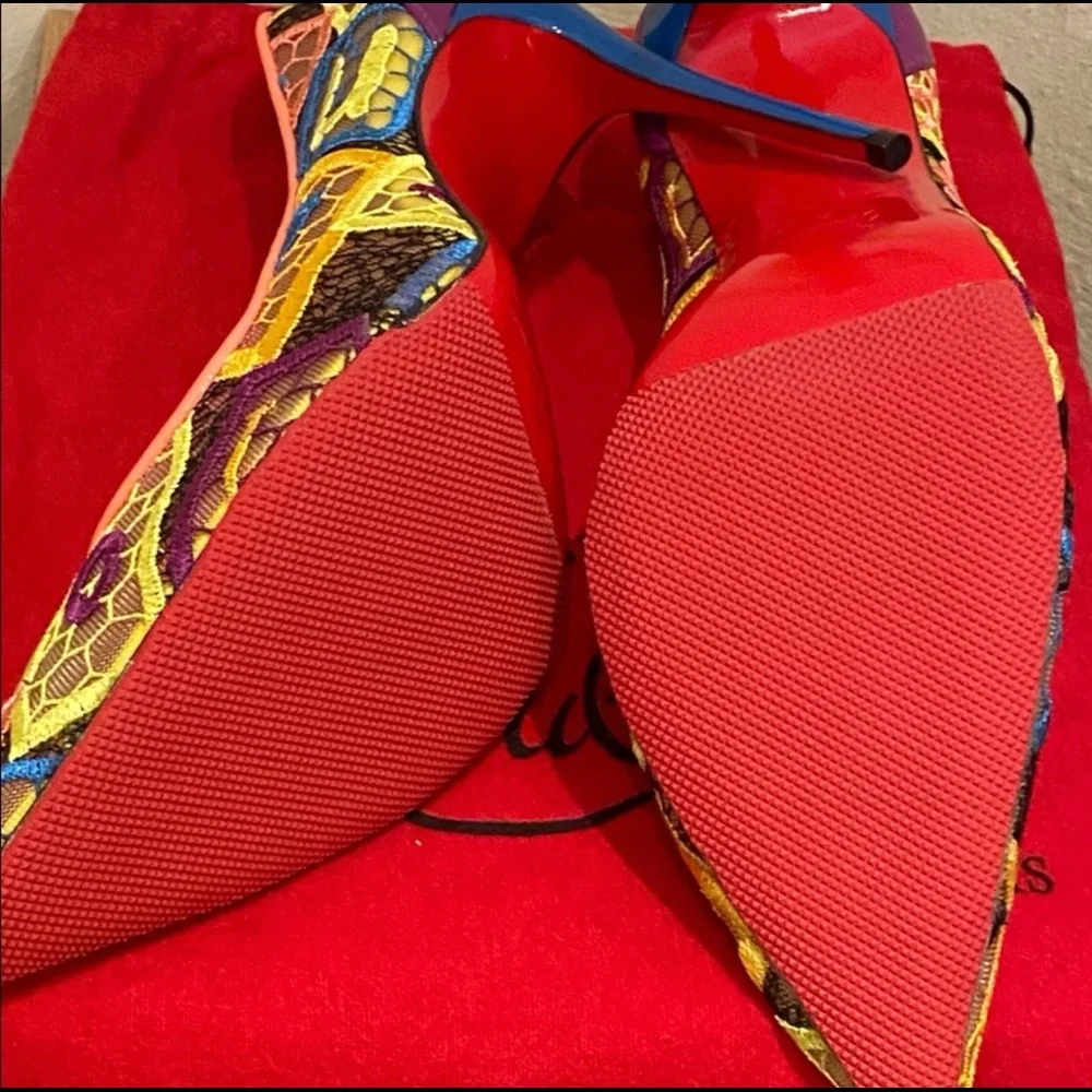 Christian Louboutin Pumps (NWT)- NO LOW OFFERS ACCEPTED - Picture 2 of 6